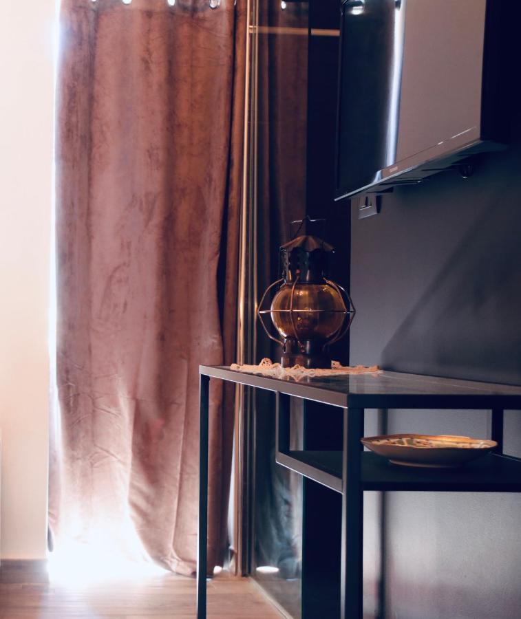 Bed and Breakfast Le Stanze Dello Scirocco CTA Exterior foto