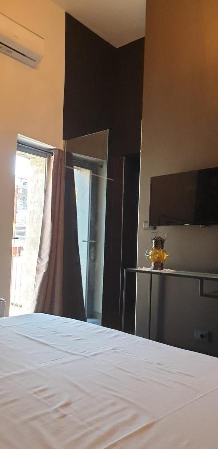 Bed and Breakfast Le Stanze Dello Scirocco CTA Exterior foto